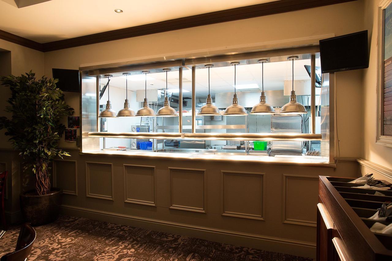 Готель The Furness Railway Wetherspoon Barrow-in-Furness Екстер'єр фото